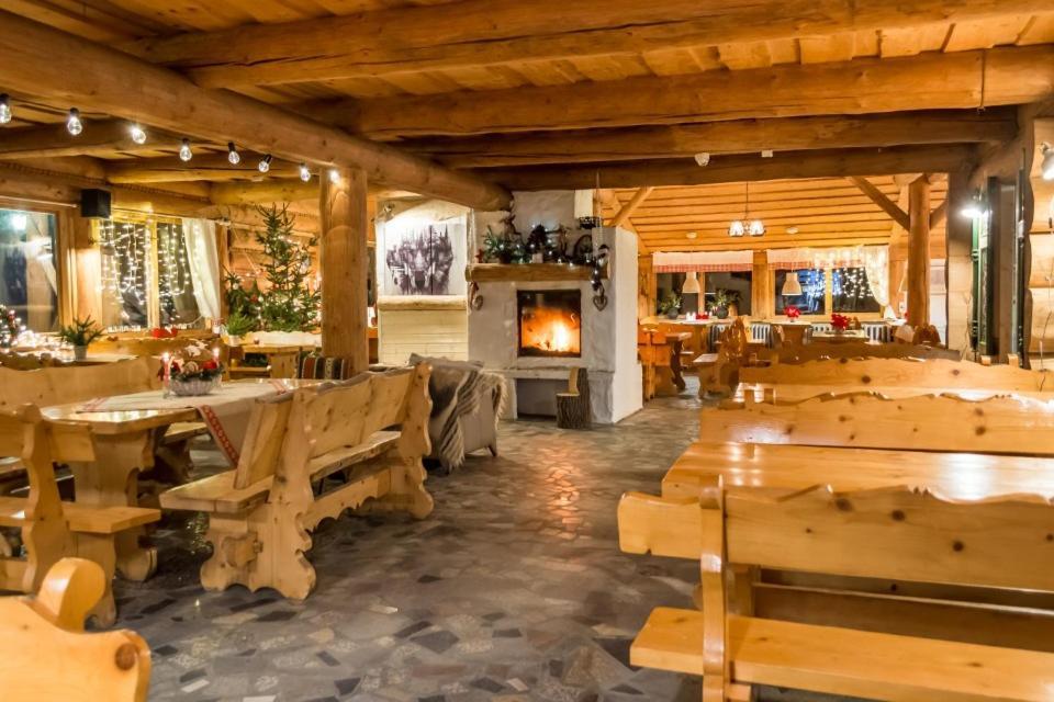 Pensjonat Laworta Ski Ustrzyki Dolne Buitenkant foto
